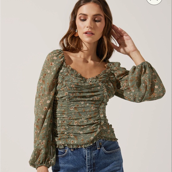 ASTR the Label Ruffle Square Neck Top - Picture 4 of 6